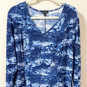 Sami & Jo blue print three-quarter sleeve top